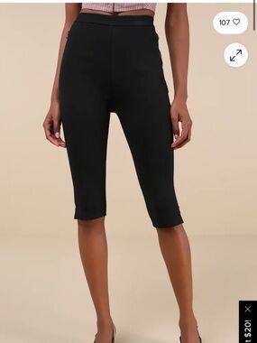 LuLu’s Steve Madden Black Knee-Length Shorts / Capris